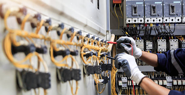 Professional Electrician technician working in Marysville, OH